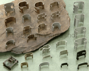 High Extension Vehicle Lamp Clips(HSIUNG JEN INDUSTRIAL CO., LTD.)