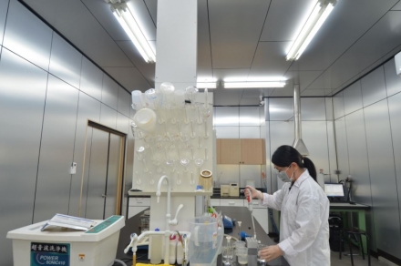 Electroplating_a6241_1.jpg Electroplating_a6241_1.jpg