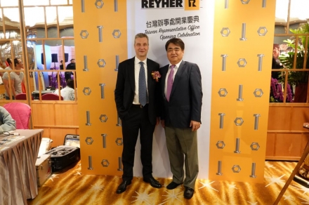 F_REYHER_Asia_a5956_7.jpg F_REYHER_Asia_a5956_7.jpg