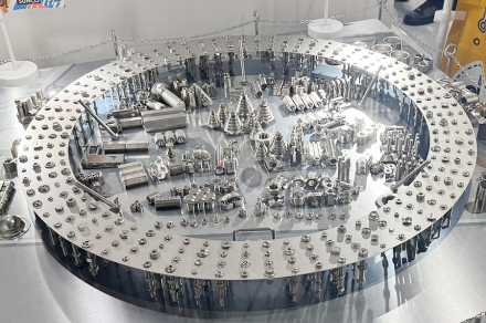 Grand_Ring_Diorama_9519_0.jpg