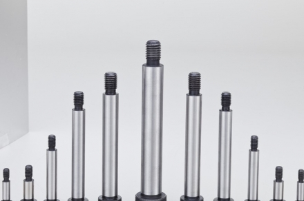 UPS_Shoulder_Screws_6794_4.jpg UPS_Shoulder_Screws_6794_4.jpg