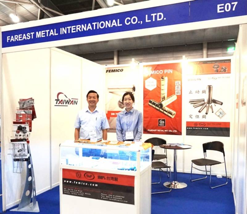 TORQUE-EXPO-SINGAPORE-Falcon.jpg-fareast.jpg