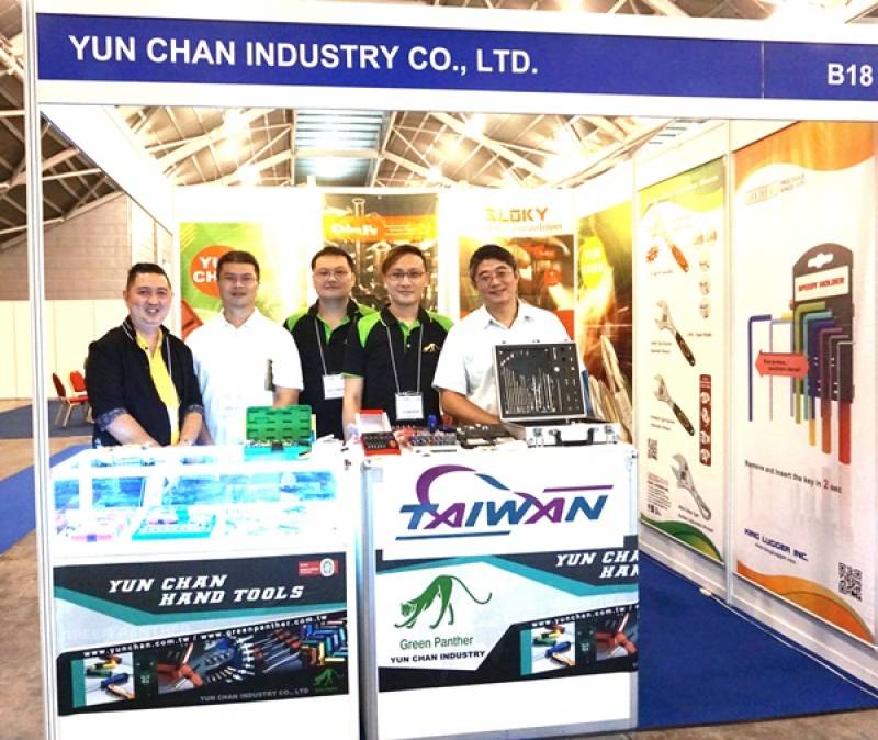 TORQUE-EXPO-SINGAPORE-yun.jpg