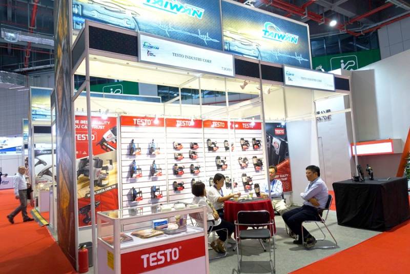 CHINA-INTERNATIONAL-HARDWARE-SHOW-5.jpg