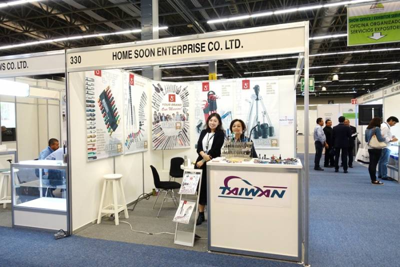 FASTENER-FAIR-MEXICO-Home-Soon.jpg