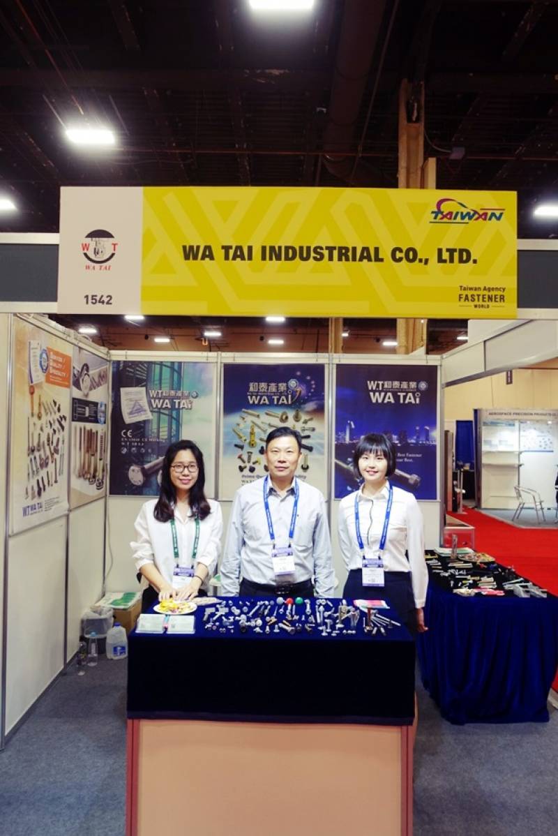 INTERNATIONAL-FASTENER-EXPO-80.jpg