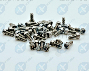 Cap Head Screw(POINT SCREW ENTERPRISE CO., LTD.)